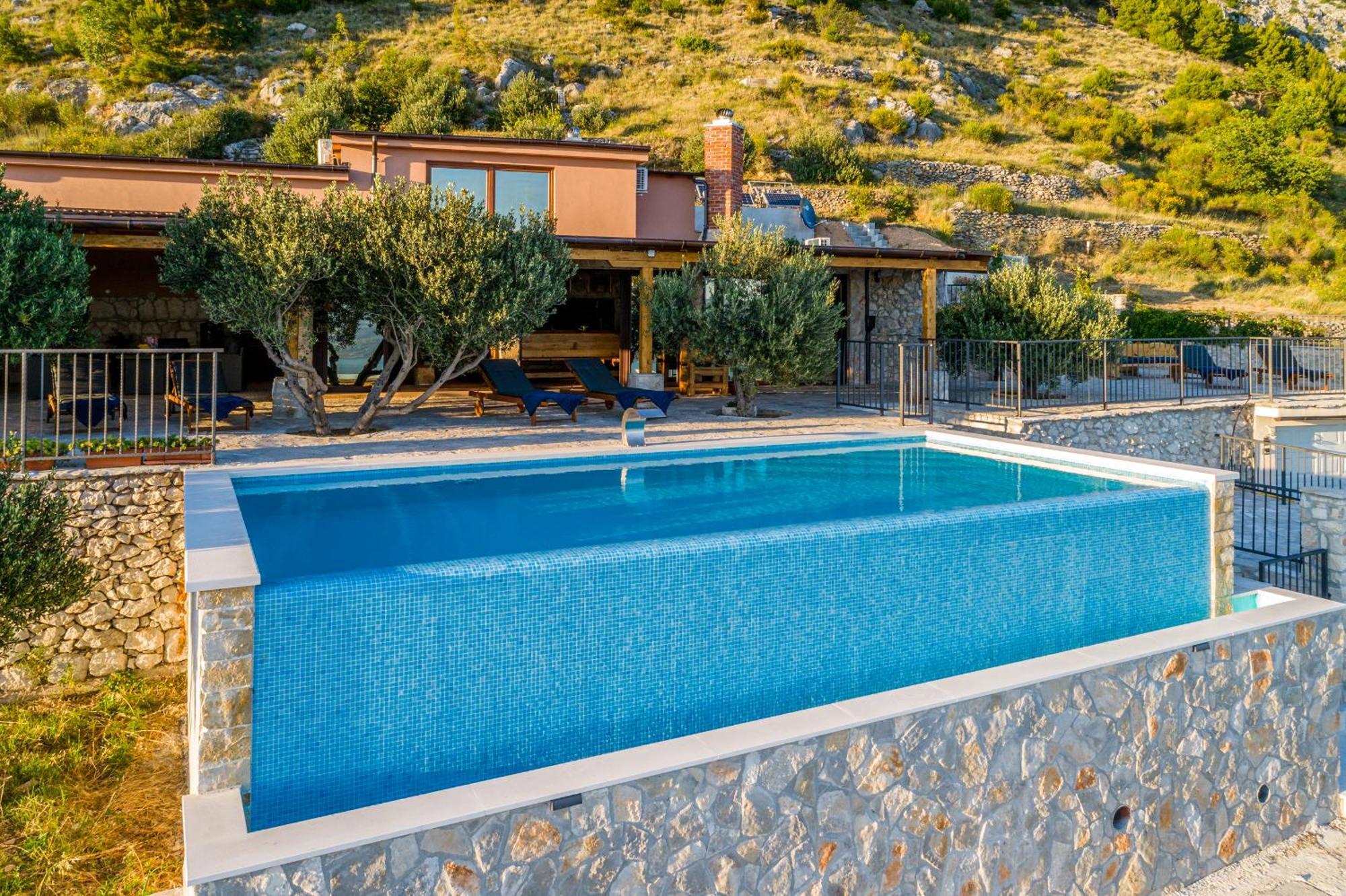 Villa Secluded Paradise Omiš Екстериор снимка