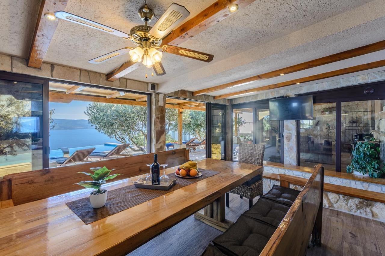 Villa Secluded Paradise Omiš Екстериор снимка