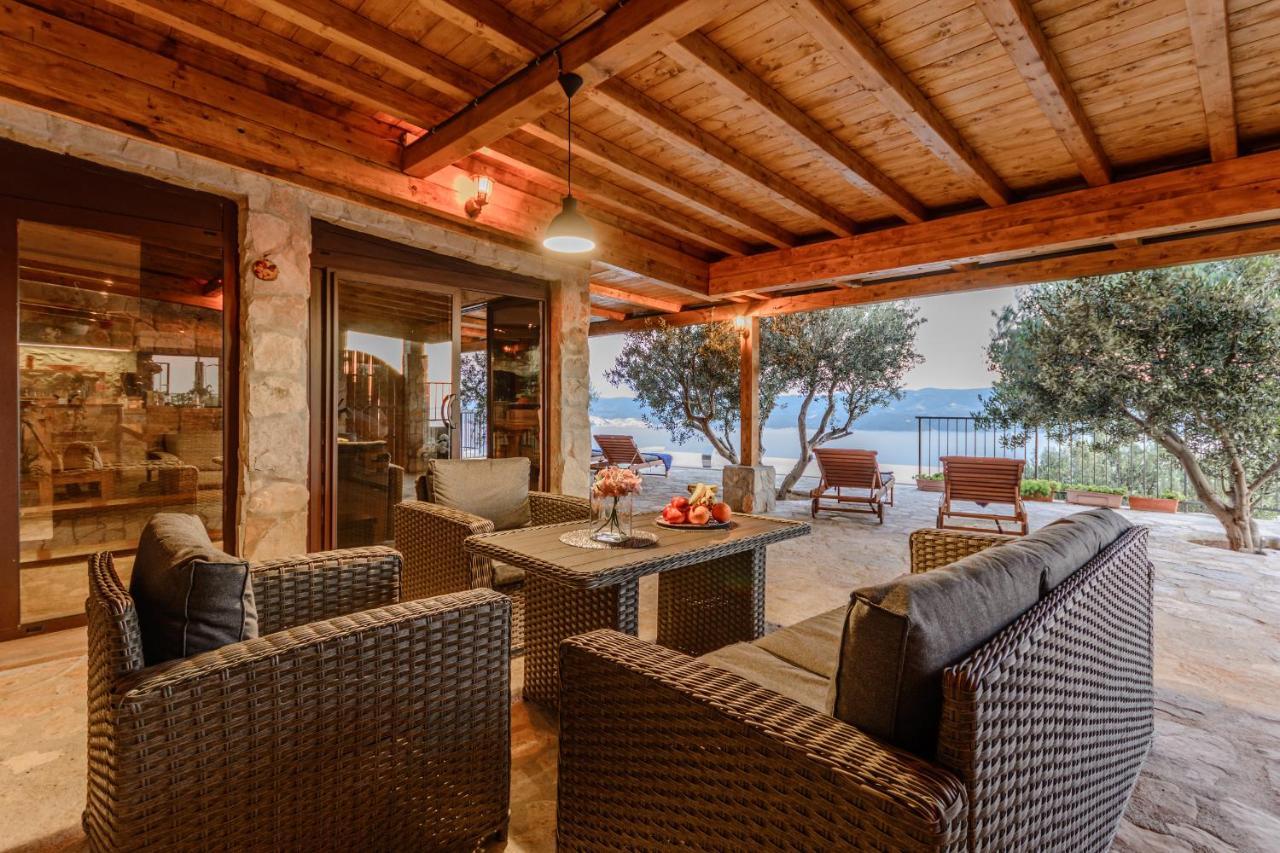 Villa Secluded Paradise Omiš Екстериор снимка